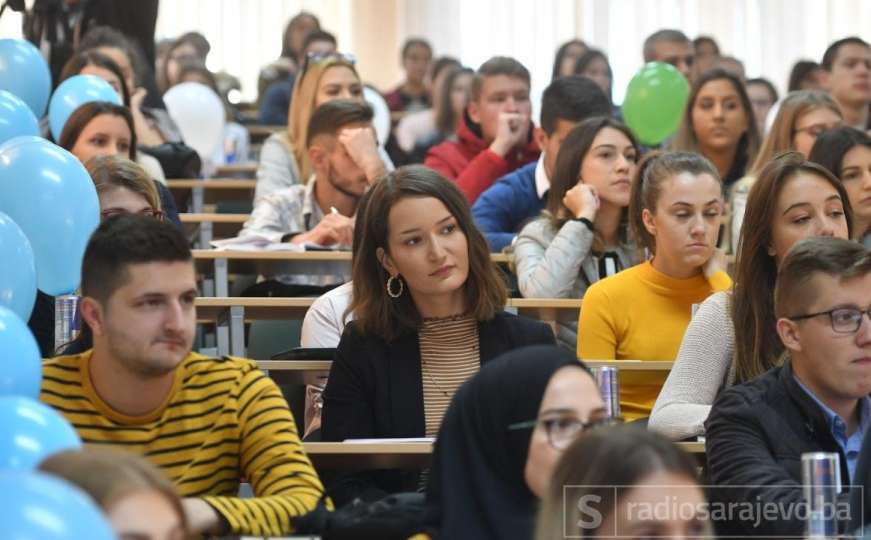 Sveučilište u Mostaru ima nova pravila odijevanja: Šta je zabranjeno, a šta ne